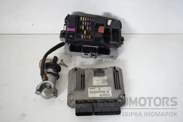 Блок управления двигателем (полный комплект зажигания) Iveco Daily 2.3 MULTIJET (E4) 2006-2011 504121602 it-17134 Дизель euromotors.com.ua