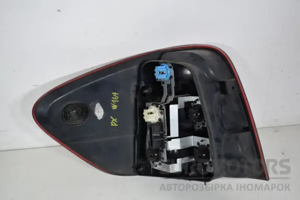 Правый задний фонарь Mercedes M-Class 3.0 D (W164) 2005-2011 A1648202264 it-17161 Дизель - 2