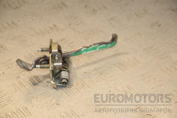 Ограничитель двери передний правый Renault Sandero 2007-2013 444232 euromotors.com.ua