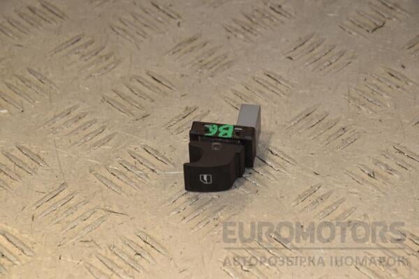 Кнопка стеклоподъемника VW Passat (B6) 2005-2010 7L6959855B 444700 euromotors.com.ua