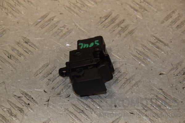 Кнопка стеклоподъемника Kia Soul 2009-2014 4865201110 444907 euromotors.com.ua