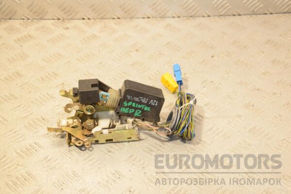 Замок двери передний правый электрический 4 пина Mercedes Sprinter (901/905) 1995-2006 A9017201535 445944 euromotors.com.ua
