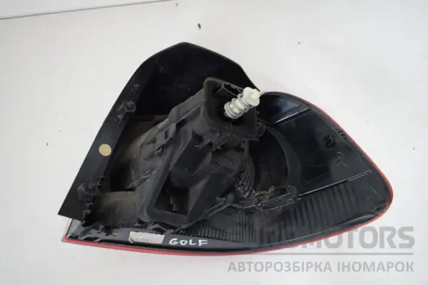 Левый задний фонарь VW Golf 1.6 TDI (VI) 2008-2013 5K0945111 it-17189 - 2