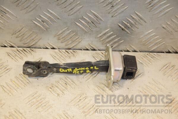 Ограничитель двери передний правый Mitsubishi Outlander XL 2006-2012 447451 euromotors.com.ua