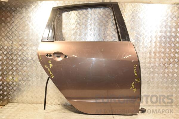 Двері задні права (дефект) Renault Scenic (III) 2009-2015 821120007R 447478 euromotors.com.ua