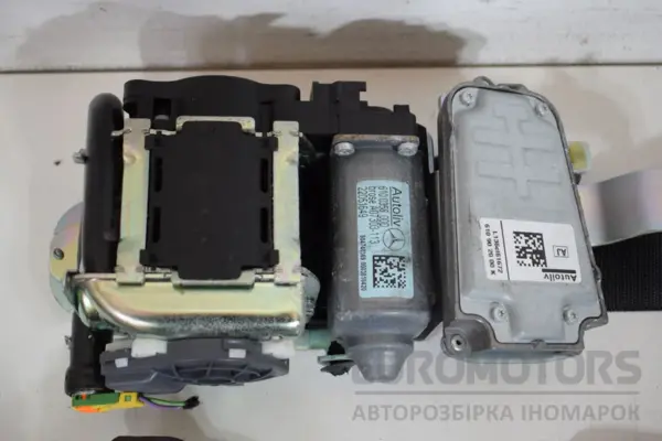 Передний левый ремень безопасности Mercedes E-class -- (W212) 2009-2016 A2128606585 it-17434 Дизель - 3