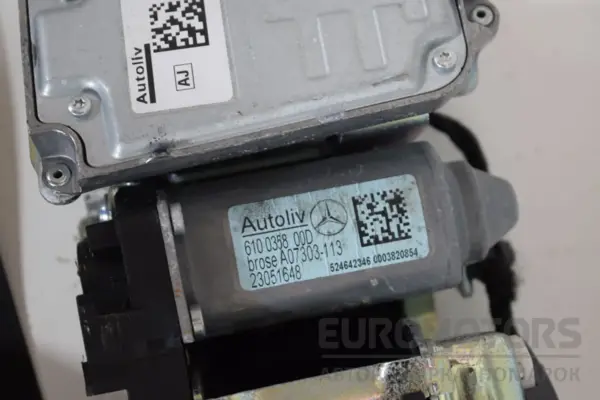 Передний правый ремень безопасности Mercedes E-class -- (W212) 2009-2016 A2128606685 it-17435 Дизель - 4