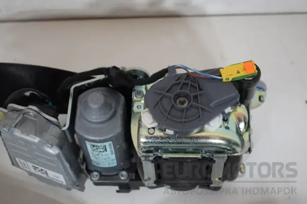Передний правый ремень безопасности Mercedes E-class -- (W212) 2009-2016 A2128606685 it-17435 Дизель - 6