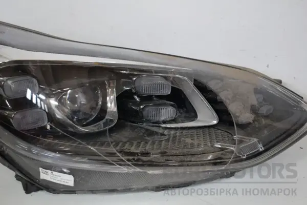Правая фара Kia Sportage 1.6t-GDI 2015 92102F1500 it-17448 Бензин - 2