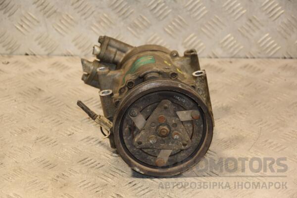 Компресор кондиціонера Renault Clio 1.5dCi (III) 2005-2012 7700273801 449560 euromotors.com.ua