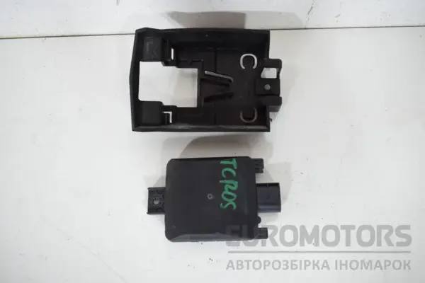 Правий радарний датчик VW T-Cross 1.0 2019 2Q0907686B it-17728 Бензин - 2