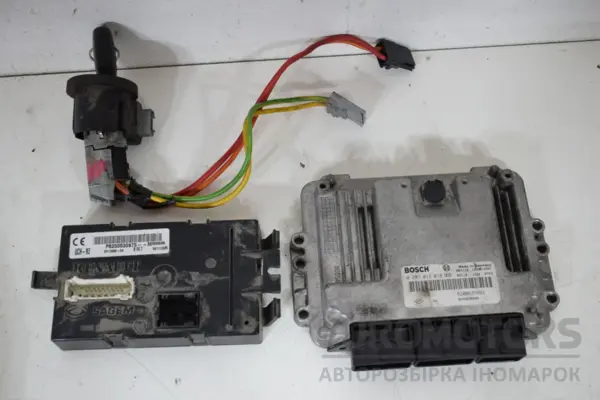 Блок керування двигуном (повний комплект запалювання) Opel Vivaro - 2001-2014 0281013018 it-17732 Дизель euromotors.com.ua