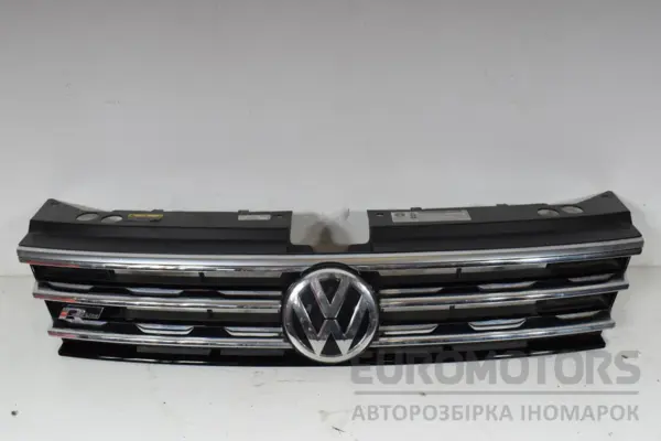 Решітка радіатора VW Tiguan 2.0 TDI 2016 5NN853651H it-17789 Дизель euromotors.com.ua