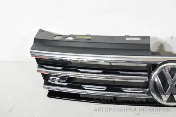 Решітка радіатора VW Tiguan 2.0 TDI 2016 5NN853651H it-17789 Дизель - 2