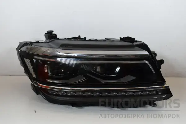 Права повністю світлодіодна фара VW Tiguan 2.0 TDI 2016 5NN941082 it-17793 Дизель euromotors.com.ua
