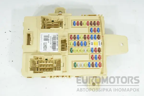 Блок запобіжників Hyundai Santa FE 2.2 CRDI 2012 919502W510 it-17920 Дизель euromotors.com.ua