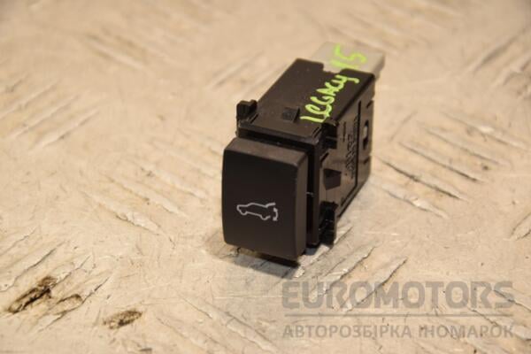 Кнопка открывания крышки багажника внутренняя Subaru Legacy (B14) 2009-2015 452577 euromotors.com.ua