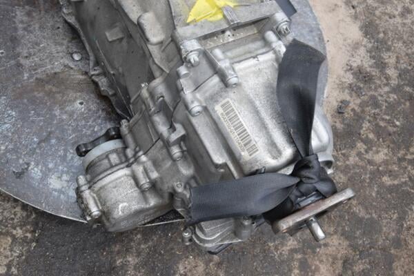 Роздавальна коробка АКПП BMW 3 2.0tdi (F30/F31) 2012-2019 27108643150 452818 - 1