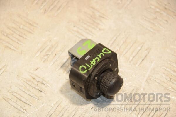 Кнопка регулировки зеркал Citroen Jumper 2014 453332 euromotors.com.ua