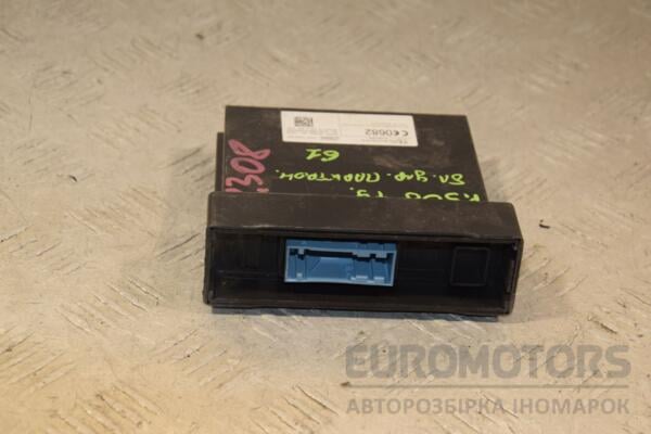 Блок управління парктроніком Peugeot 308 (T9) 2013-2021 9801695280 453386 euromotors.com.ua