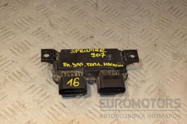 Блок управления топливным насосом Mercedes Sprinter 2.2cdi (907) 2018 A0009008214 455013 euromotors.com.ua
