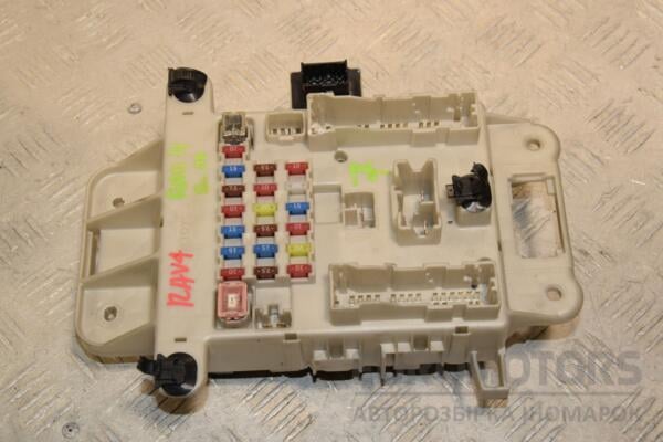 Блок предохранителей Toyota Rav 4 2000-2005 455685 euromotors.com.ua
