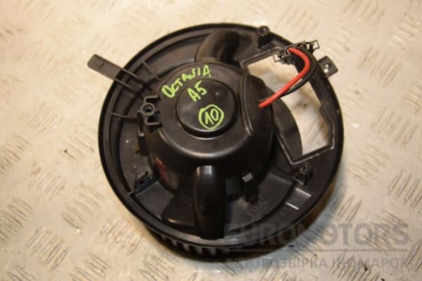 Моторчик печки Skoda Octavia (A5) 2004-2013 F995748Q 455689 euromotors.com.ua
