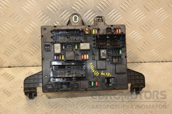 Блок предохранителей Opel Astra (J) 2009-2015 13302301 456119 euromotors.com.ua