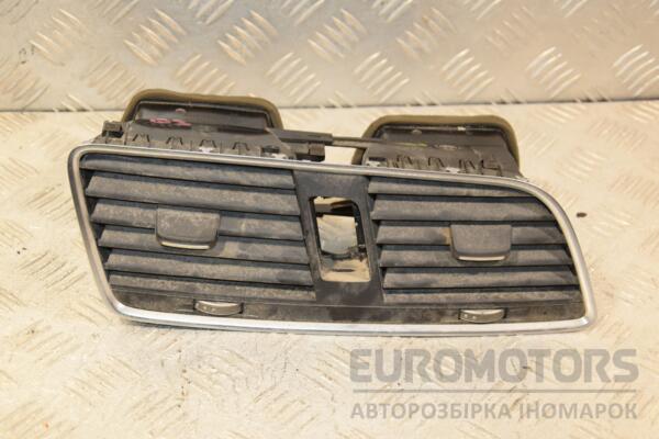 Дефлектор повітряний центральний Audi Q3 2012 8U1820951 456146 euromotors.com.ua