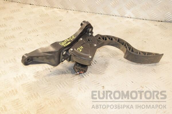 Педаль газа электрическая пластик Hyundai Santa FE 2.2crdi 2006-2012 327262B100 456956 euromotors.com.ua
